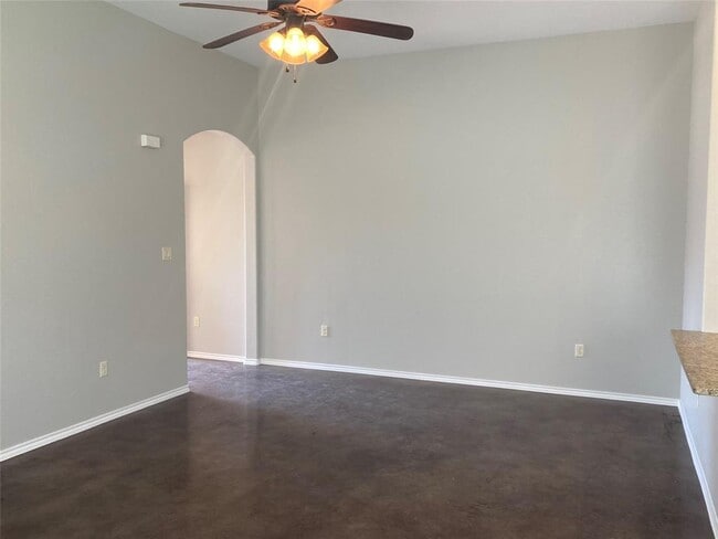 Photo - 234 Joanne Lp