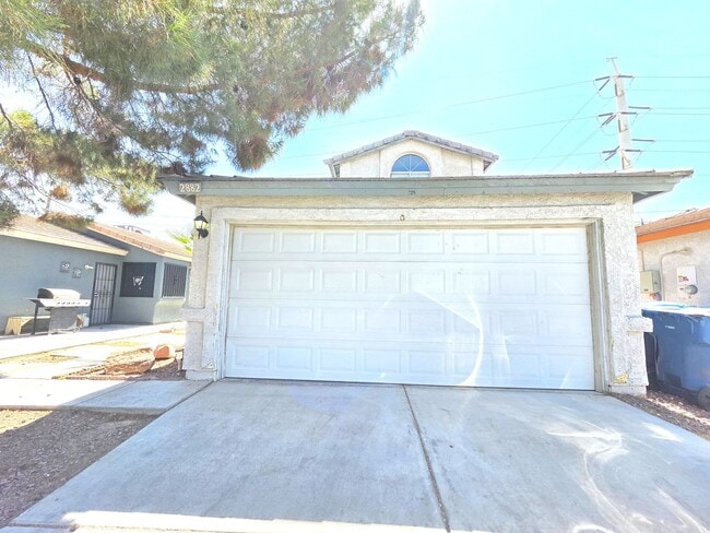 Building Photo - 2882 Sandy Fls Wy