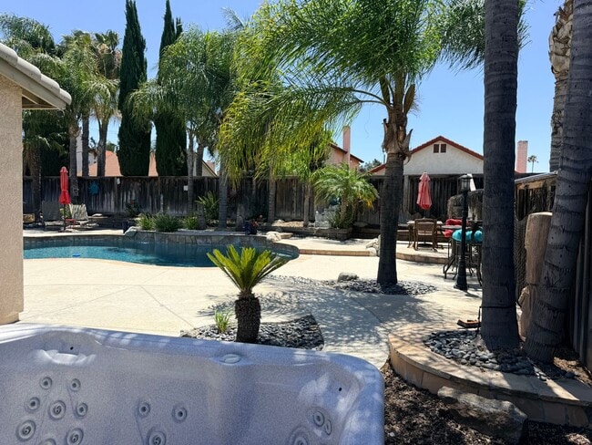Photo - 4 Bedroom Pool House for rent in South Temecula