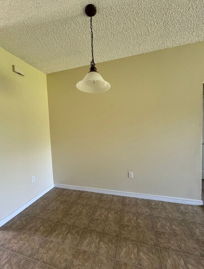 Photo - Sunny Hills Sub-Division