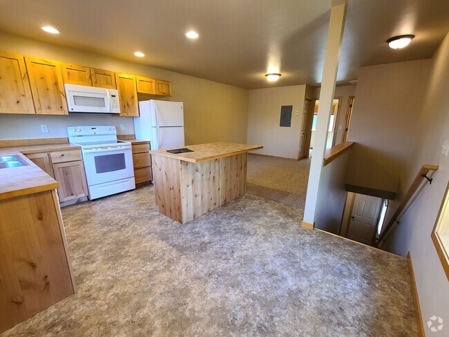 Building Photo - 3050 York St Unit A Rental