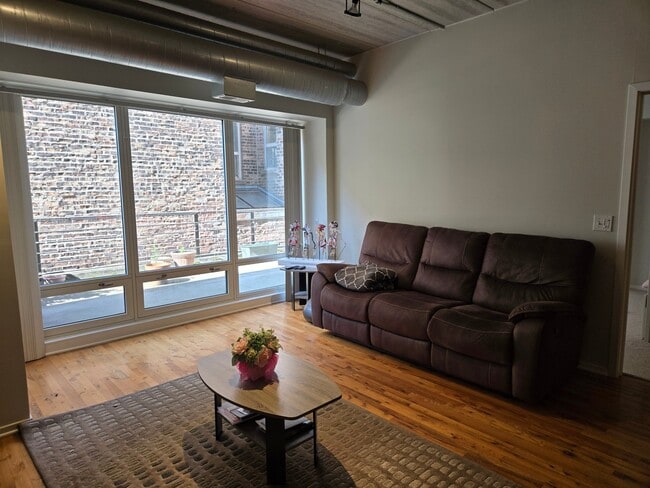 Photo - 1430 S Michigan Ave Unit 206