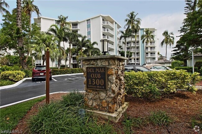 Building Photo - 1300 Gulf Shore Blvd N Unit 304 Rental