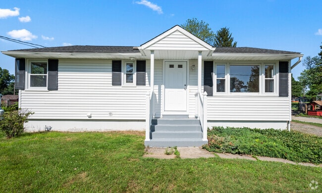 Building Photo - 21 Crestwood Ave Rental