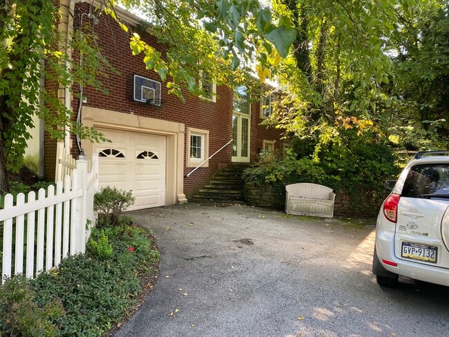 Photo - 150 N 7th St