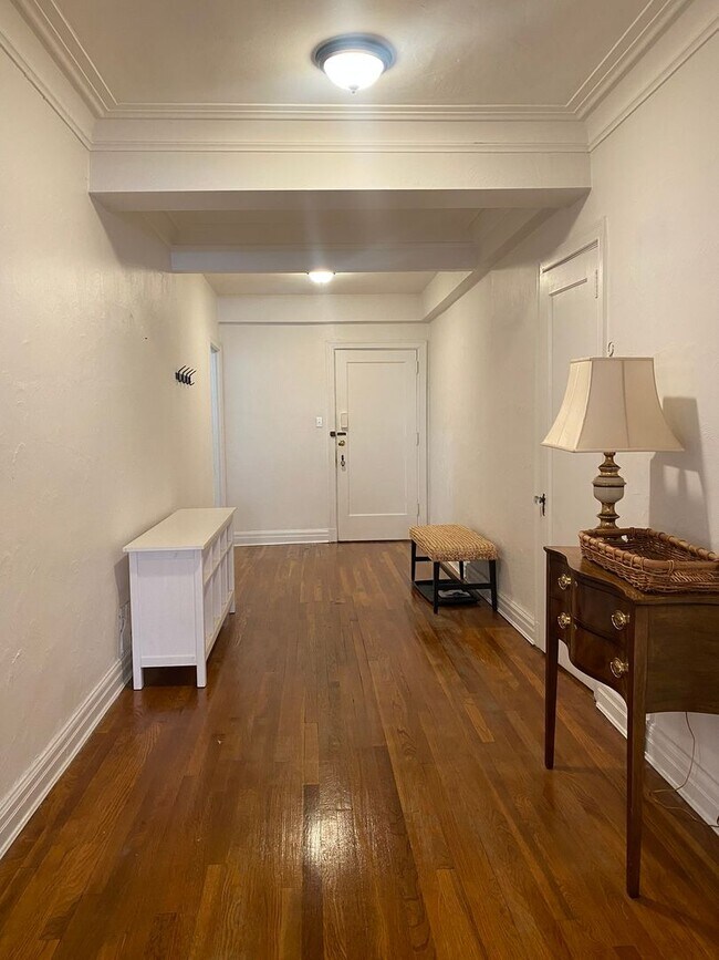 New King Edward Apartments Pittsburgh, PA