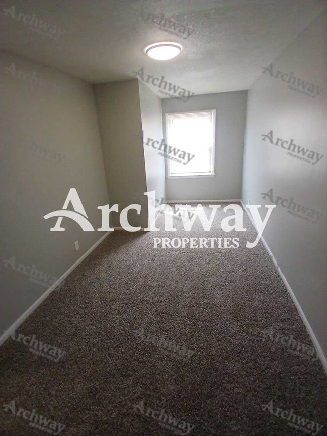 Photo - 1267 Petzold Dr