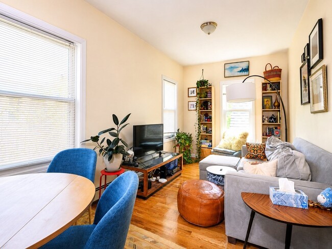 Photo - 81 Tremont St