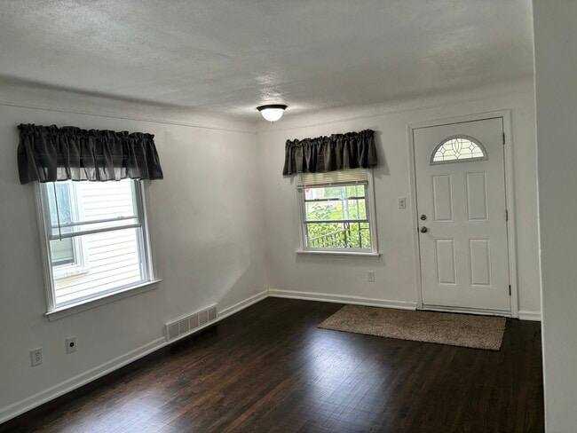 Photo - 1410 E Madge Ave