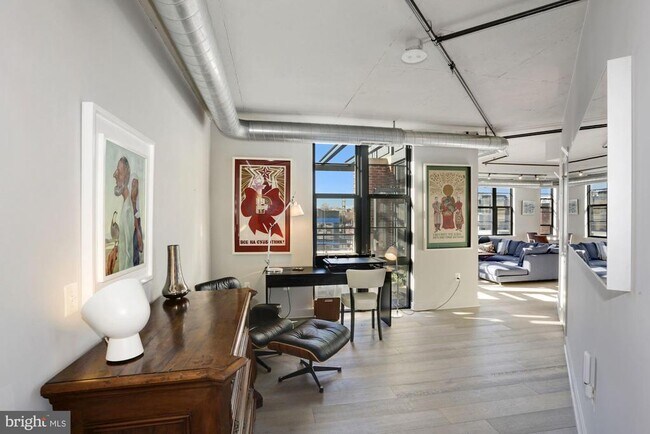 Building Photo - 2125 14th St NW Unit 815