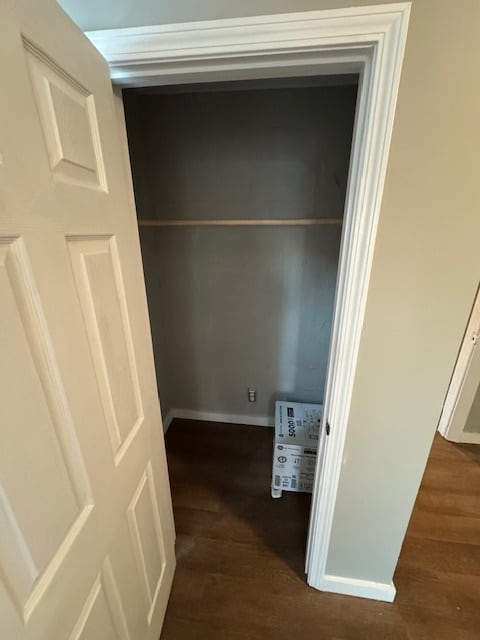 Photo - 617 Lincoln St S