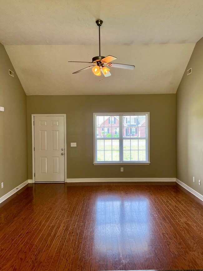 Photo - 1030 Coral Drive