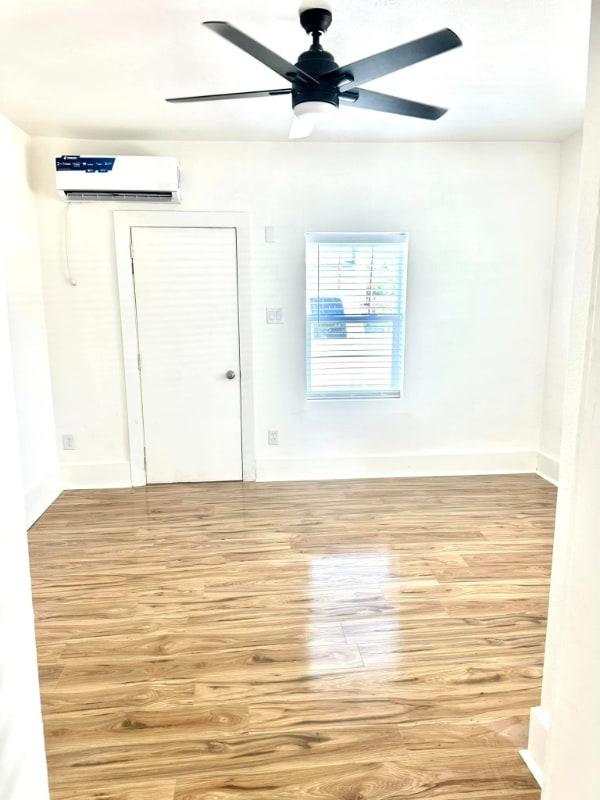 Photo - 605 N New York Ave