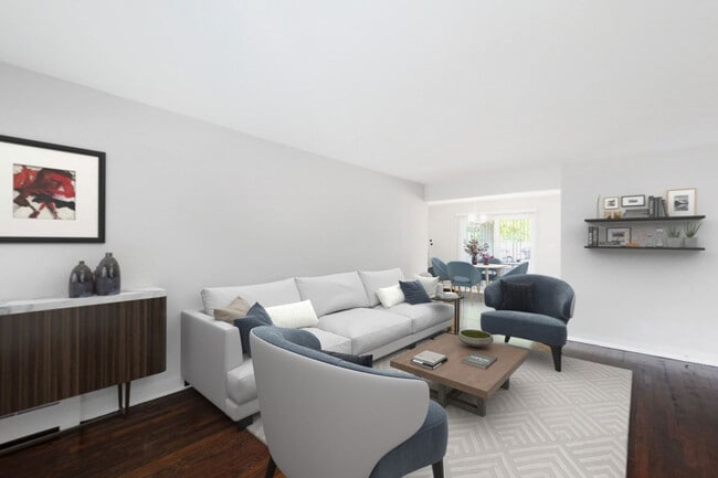 Photo - Royal Gardens