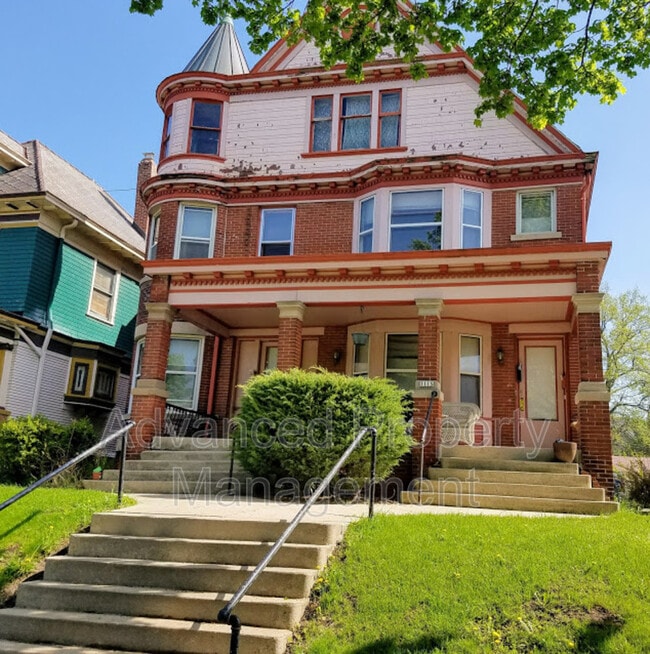 Building Photo - 3113 W McKinley Blvd Unit Apt 2