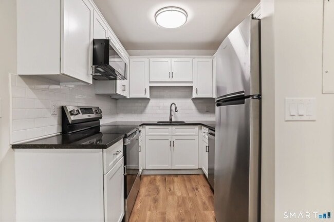 Photo - 7 Hamilton Ave Unit 32