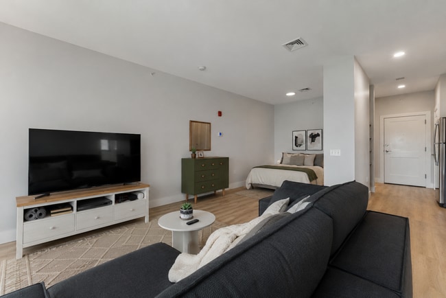 Stonecrop Apartments - Studio