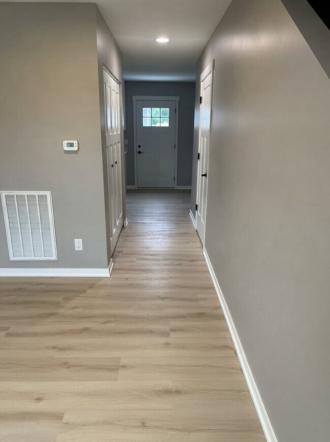 4 Poplar Ave Unit A