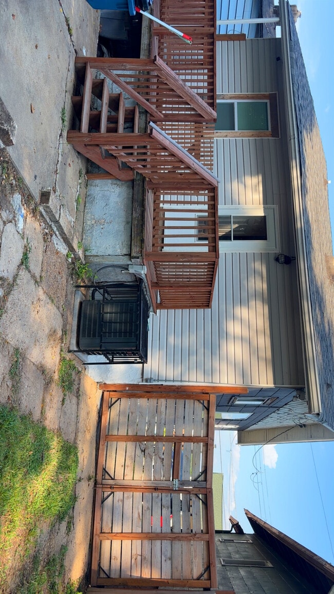 Photo - 1335 Gregan Pl