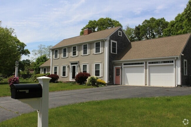 Building Photo - 46 Winsome Rd Rental