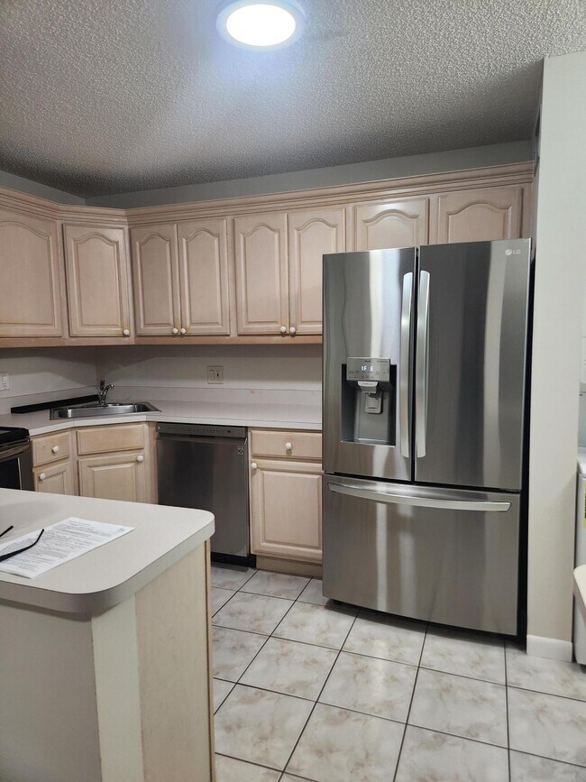 Building Photo - 522 Shady Pine Way Unit B2 Rental