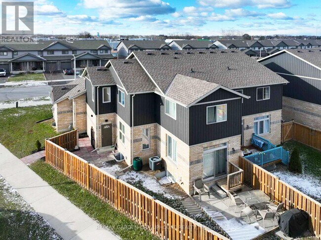 Photo - 11 Manhattan Ct.