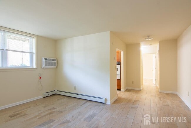 Building Photo - 9 Koster Blvd Unit A Rental