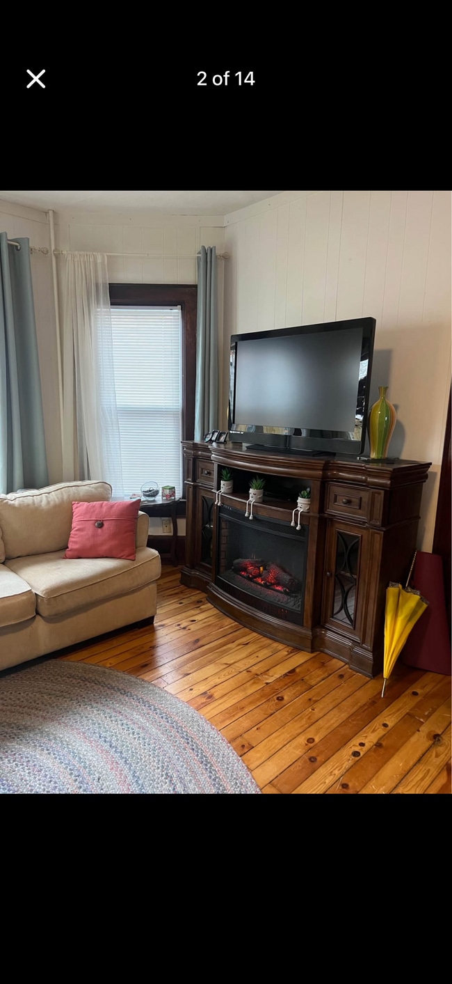 Photo - 1106 Lawe St