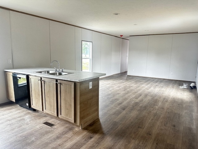 Photo - 111 W 6th Ave