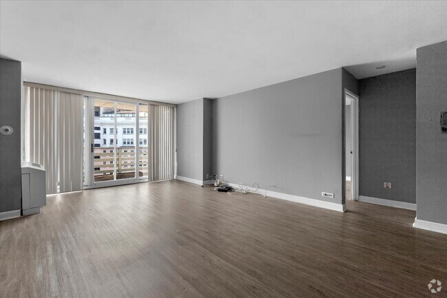 Building Photo - 5601 N Sheridan Rd Unit 20D Rental