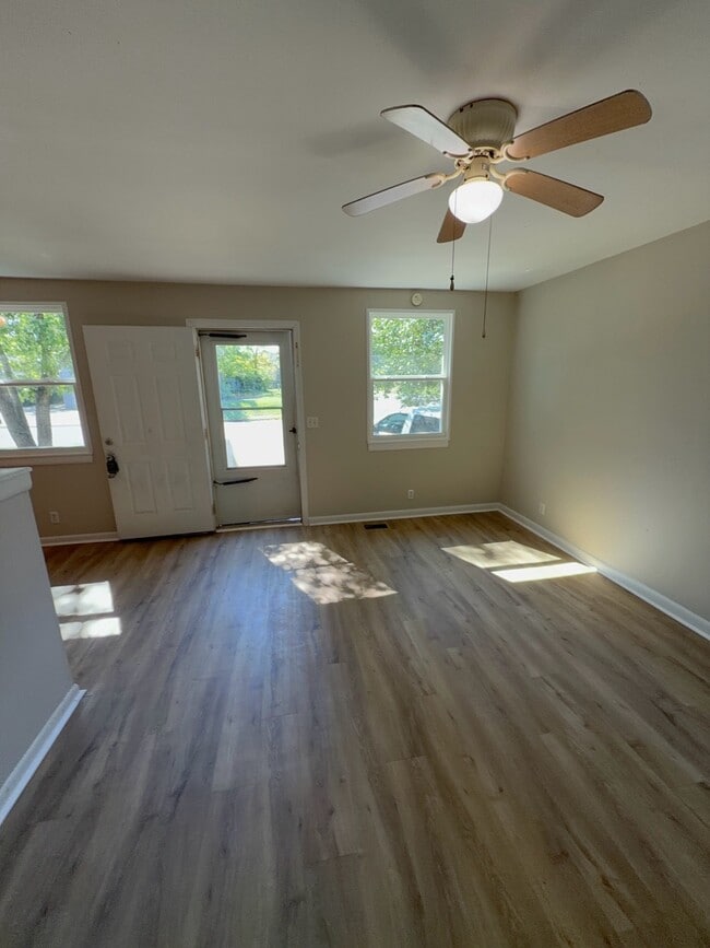 Photo - 3351 White Pine Dr