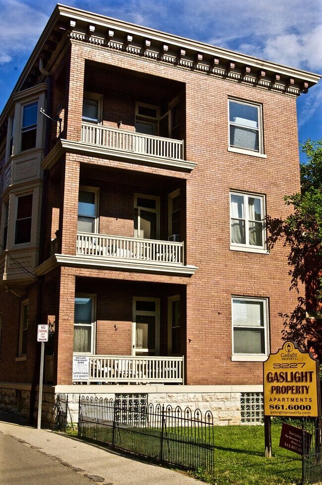 Jefferson 3227