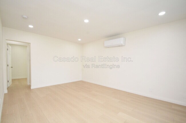 2213 E Spaulding St Unit A
