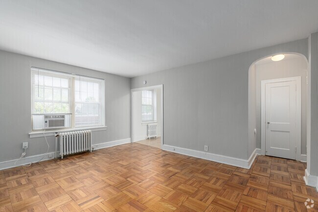 Studio - 391SF - Living Room