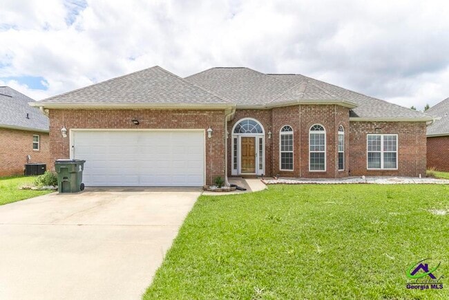 Photo - 217 Sedgebrooke Dr