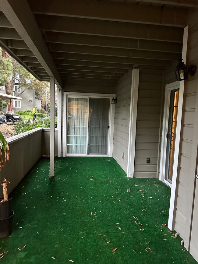 495 Canyon Oaks Dr Unidad D