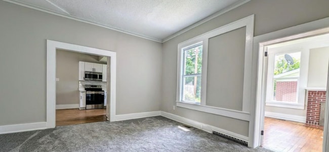 Photo - 113 Brawley St