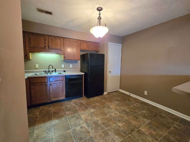 Photo - 277 Dunbar Cave Rd