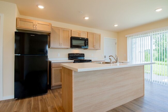 SCS Eau Claire Apartment Community
