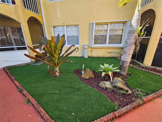 Photo - 15665 SW 74th Cir Dr Unit 12
