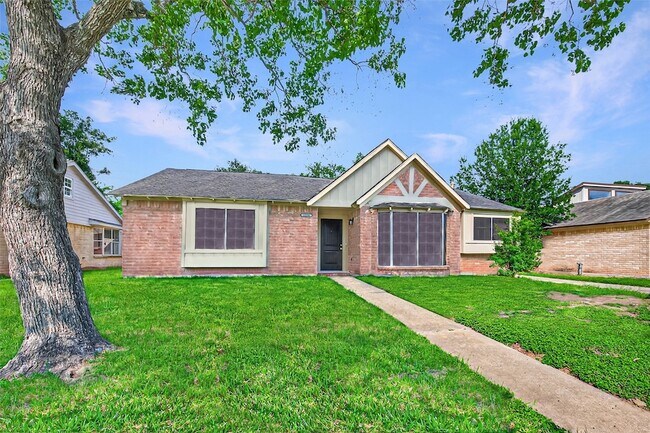 Photo - 22206 Red River Dr