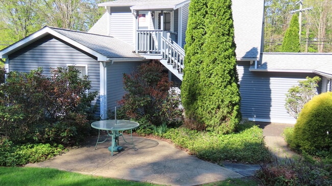Building Photo - 1514 Straits Tpke Unit 1514 Straits Tpke