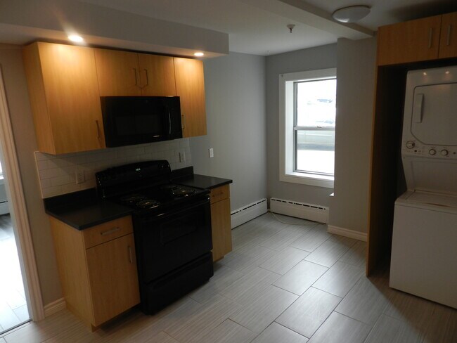 Photo - 49 Melrose Ave Unité 1