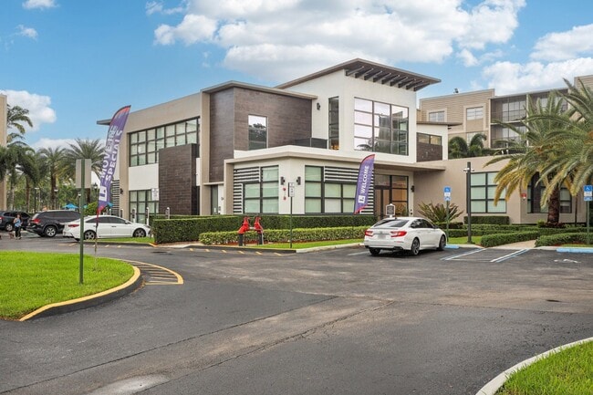 Clubhouse/Office - Legacy Lake Vista