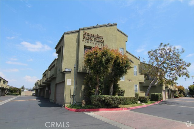 Building Photo - 15349 Hunsaker Ave Unit F Rental