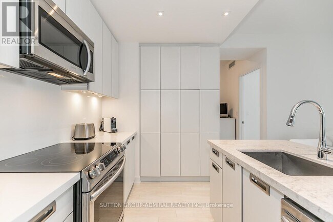 Photo - 375 Sea Ray Ave Unité 327