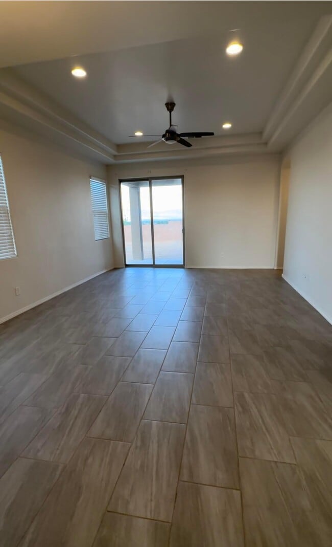 Photo - 300 Michael Ave SW