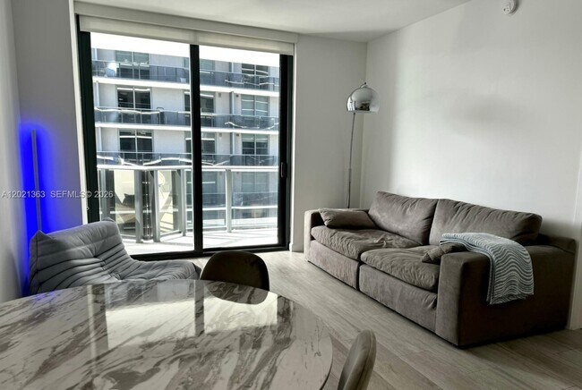 Photo - 45 SW 9th St Unit 3107