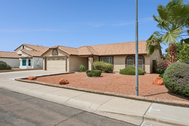 Photo - 8734 W Bloomfield Rd