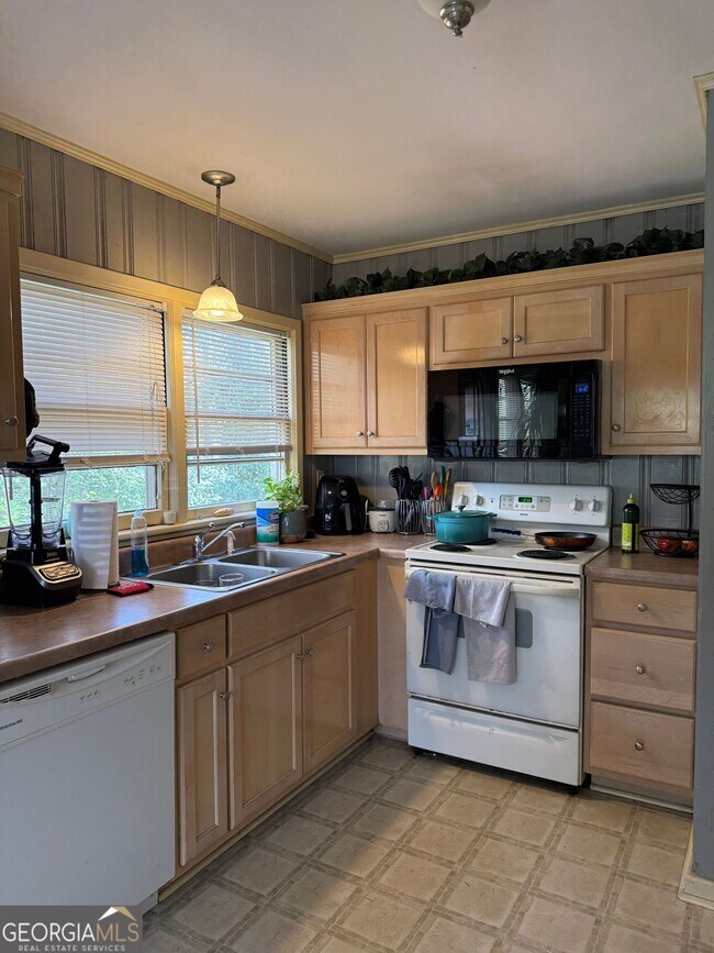 Photo - 207 Gran Ellen Dr